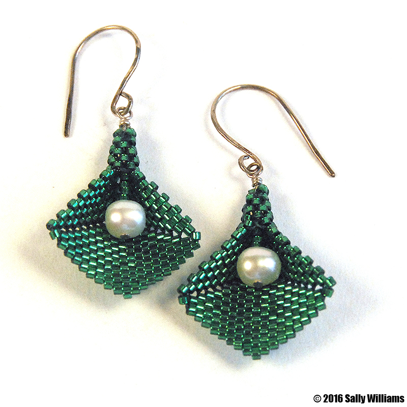 Green Triangle Delica Earrings with Pearl